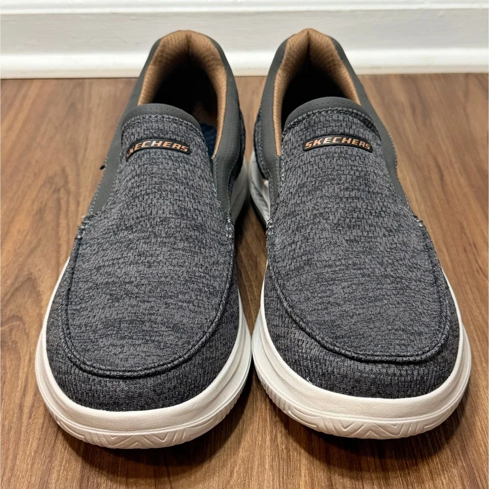 Skechers Mens Relaxed Fit Hasting Marco Gray Black Slip On Loafer Shoes Sz 11.5